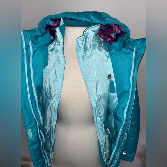 BNWOT Champion 3 in 1 coat system with zip out wind proof fleece - Picture 3 of 7